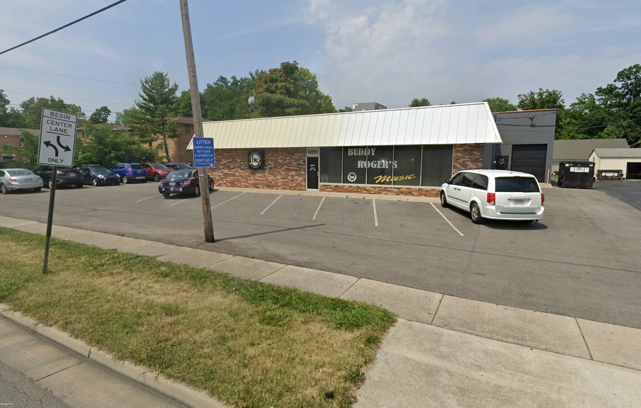 6891 Simpson Ave, North College Hill, OH for lease Primary Photo- Image 1 of 2