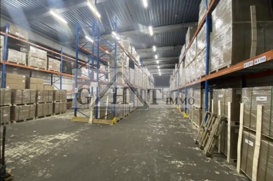 Industrial in Creil for sale - Interior Photo - Image 3 of 3