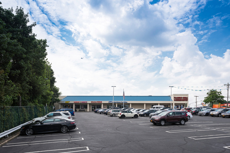 440 E Sandford Blvd, Mount Vernon, NY for lease - Building Photo - Image 3 of 12