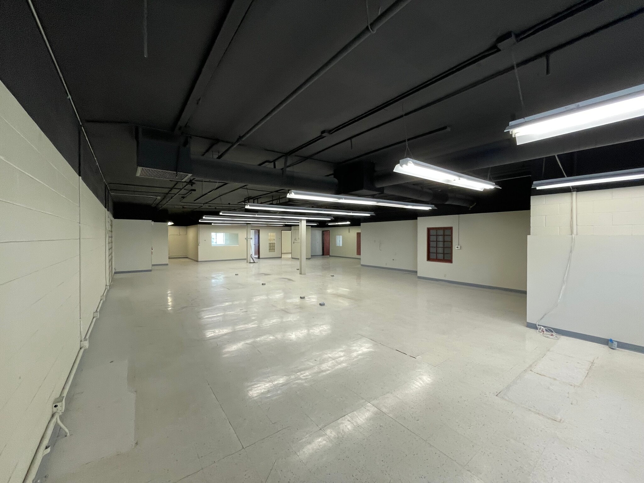 5542 Buckingham Dr, Huntington Beach, CA for sale Building Photo- Image 1 of 8