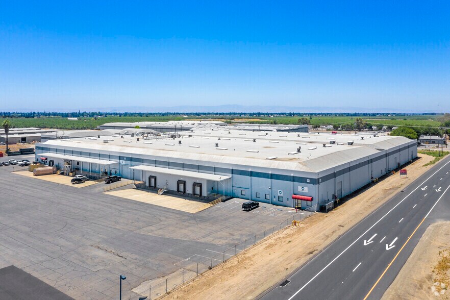 716 Kiernan Ave, Modesto, CA à vendre - Aérien - Image 3 de 5