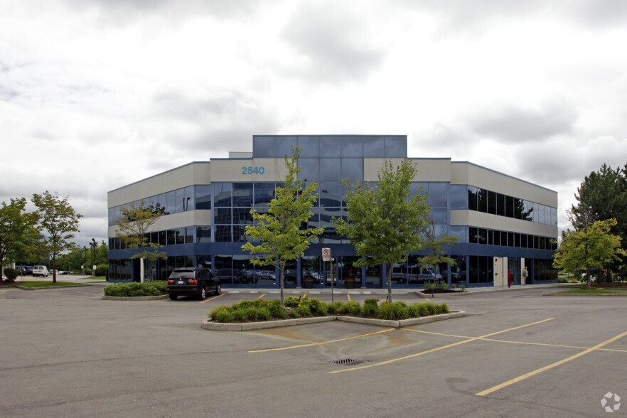 2540 Matheson Blvd E, Mississauga, ON à vendre - Photo principale - Image 1 de 1