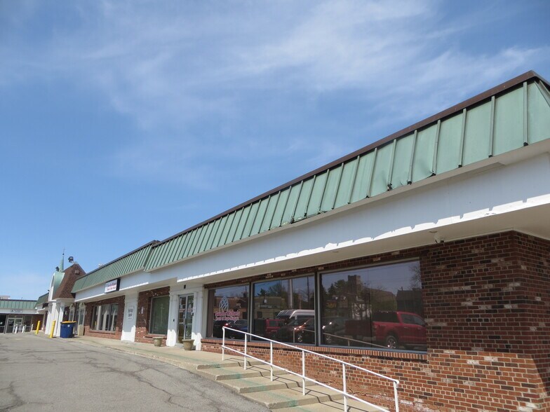 61-81 Walnut St, Lockport, NY for sale - Building Photo - Image 3 of 15