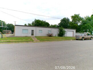 Plus de détails pour 204 N 2nd St, Ozark, AR - Bureau à vendre