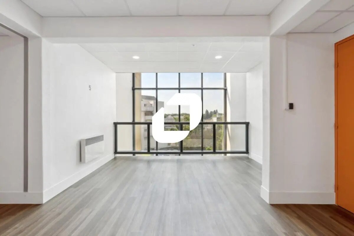 Bureau dans Lognes à louer Photo intérieure- Image 1 de 10