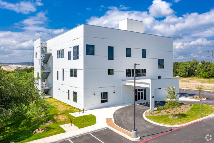 4515 N Loop 1604 W, San Antonio, TX à louer - Photo du bâtiment - Image 2 de 18