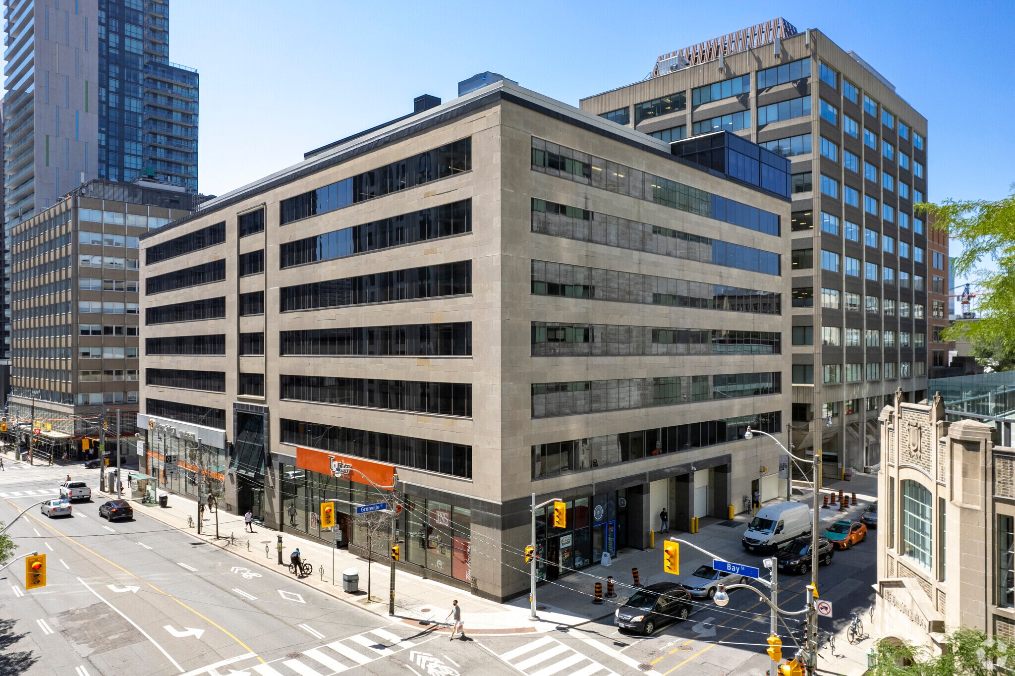 800 Bay St, Toronto, ON for sale Building Photo- Image 1 of 1
