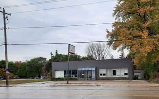 Plus de détails pour 1921 University Ave, Green Bay, WI - Vente au détail à vendre