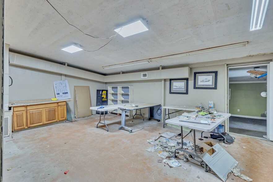 15001 S Mills Rd, Gulfport, MS à vendre - Photo intérieure - Image 2 de 21