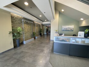 3400 Inland Empire Blvd, Ontario, CA for lease Lobby- Image 1 of 9