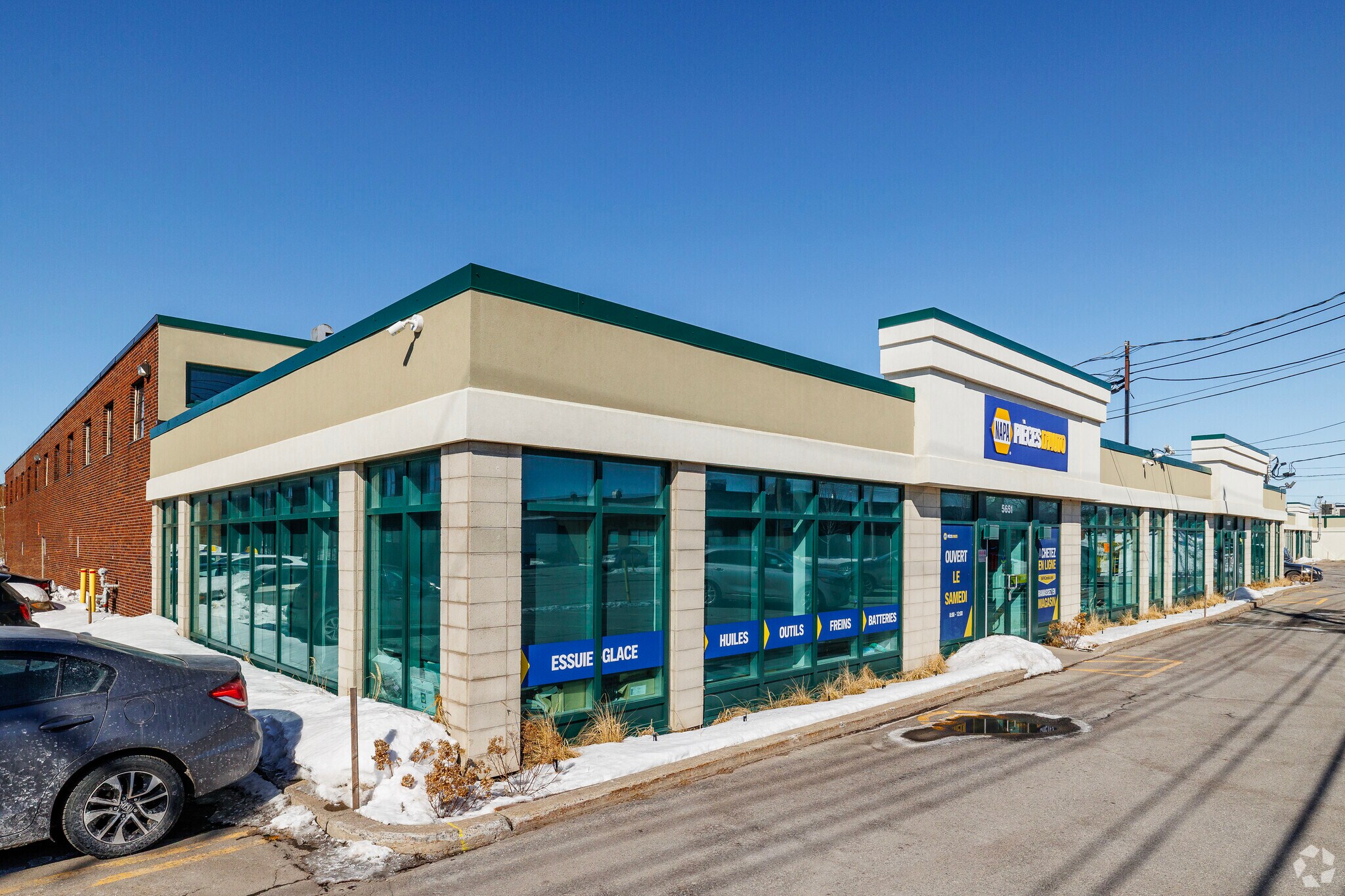 8010-8050 Ch Devonshire, Mt Royal, QC for lease Primary Photo- Image 1 of 5