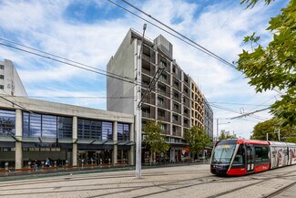 Plus de détails pour 30-34 Chalmers St, Surry Hills - Commerce de détail à louer