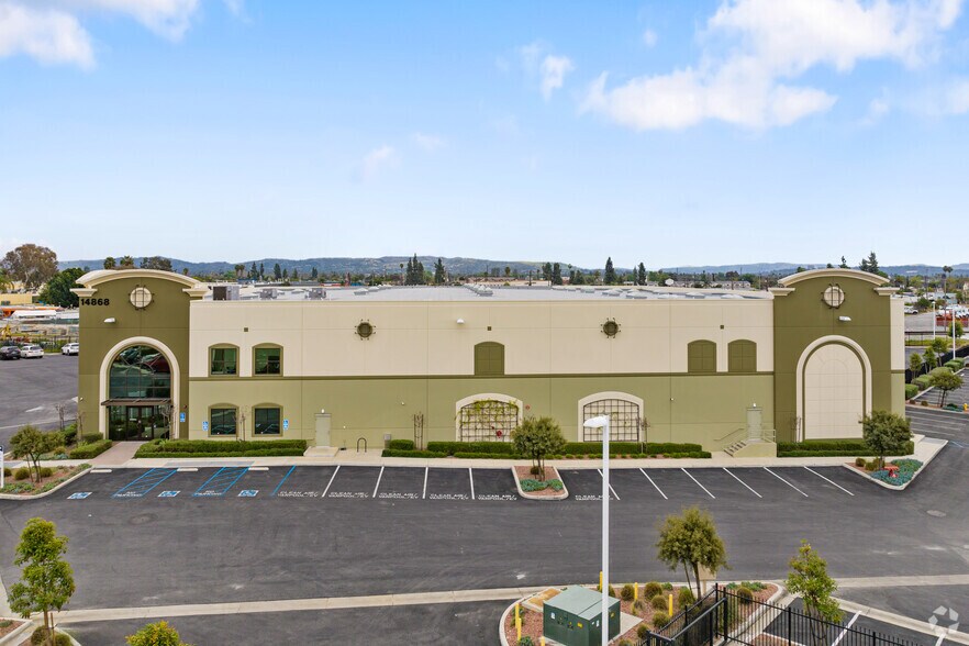 14868 Los Angeles St, Irwindale, CA à vendre - Photo du bâtiment - Image 3 de 26