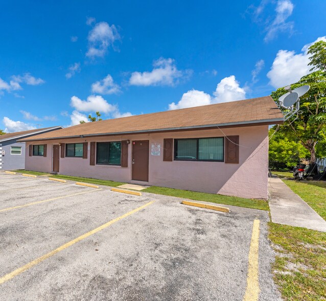 1481 NW 22nd St, Fort Lauderdale, FL à vendre - Photo du bâtiment - Image 2 de 27