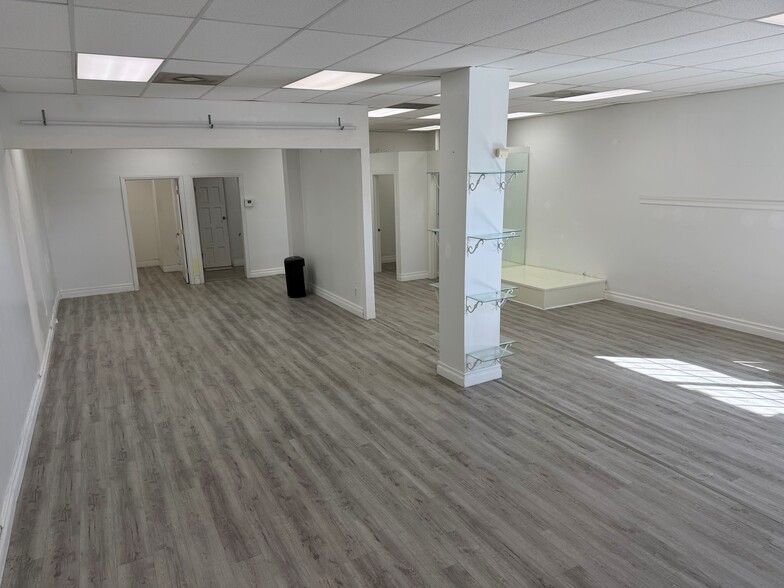 121 S Brand Blvd, San Fernando, CA for lease - Interior Photo - Image 3 of 5