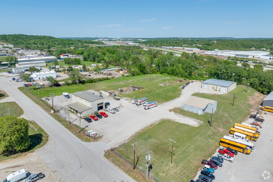 8519 S Regency Dr, Tulsa, OK à vendre - Aérien - Image 3 de 5