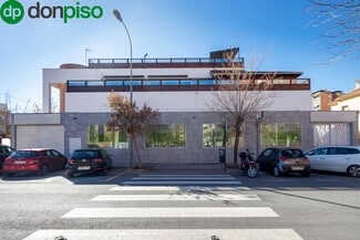 Plus de détails pour Calle Bruselas, 8, Granada - Commerce de détail à vendre