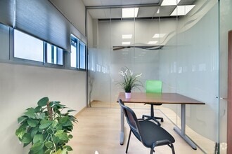 Calle de Isabel Colbrand, 10-12, Madrid, Madrid for lease Interior Photo- Image 2 of 49