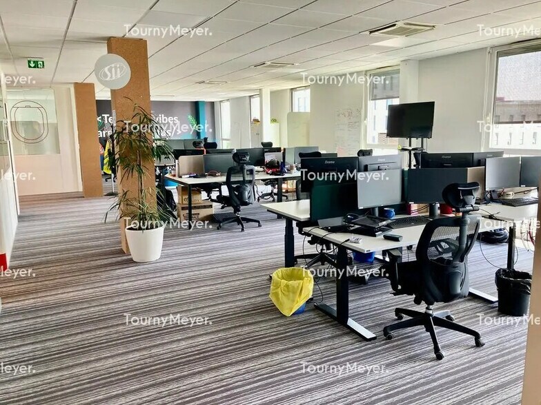 Office in Cesson-Sévigné for lease - Interior Photo - Image 1 of 5