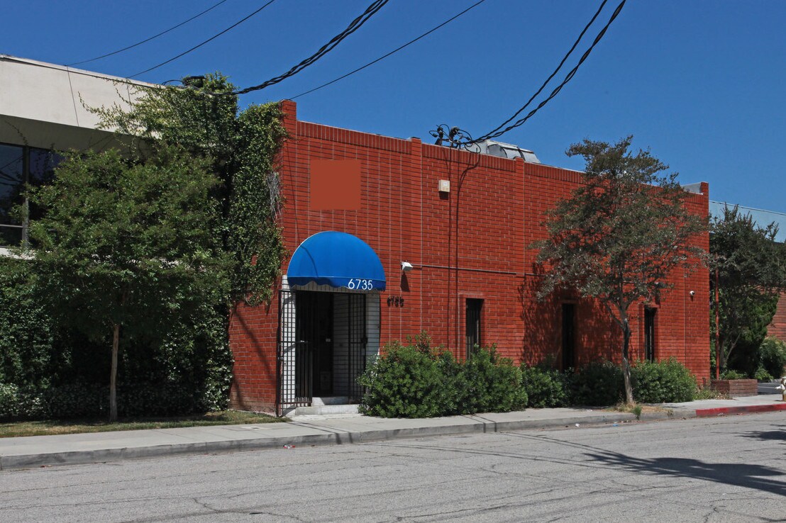 6735 Odessa Ave, Van Nuys, CA à vendre Photo du bâtiment- Image 1 de 1