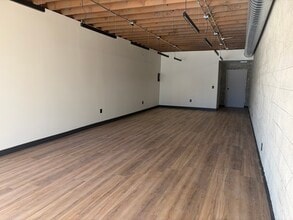 915 N Maclay Ave, San Fernando, CA for lease Interior Photo- Image 2 of 5