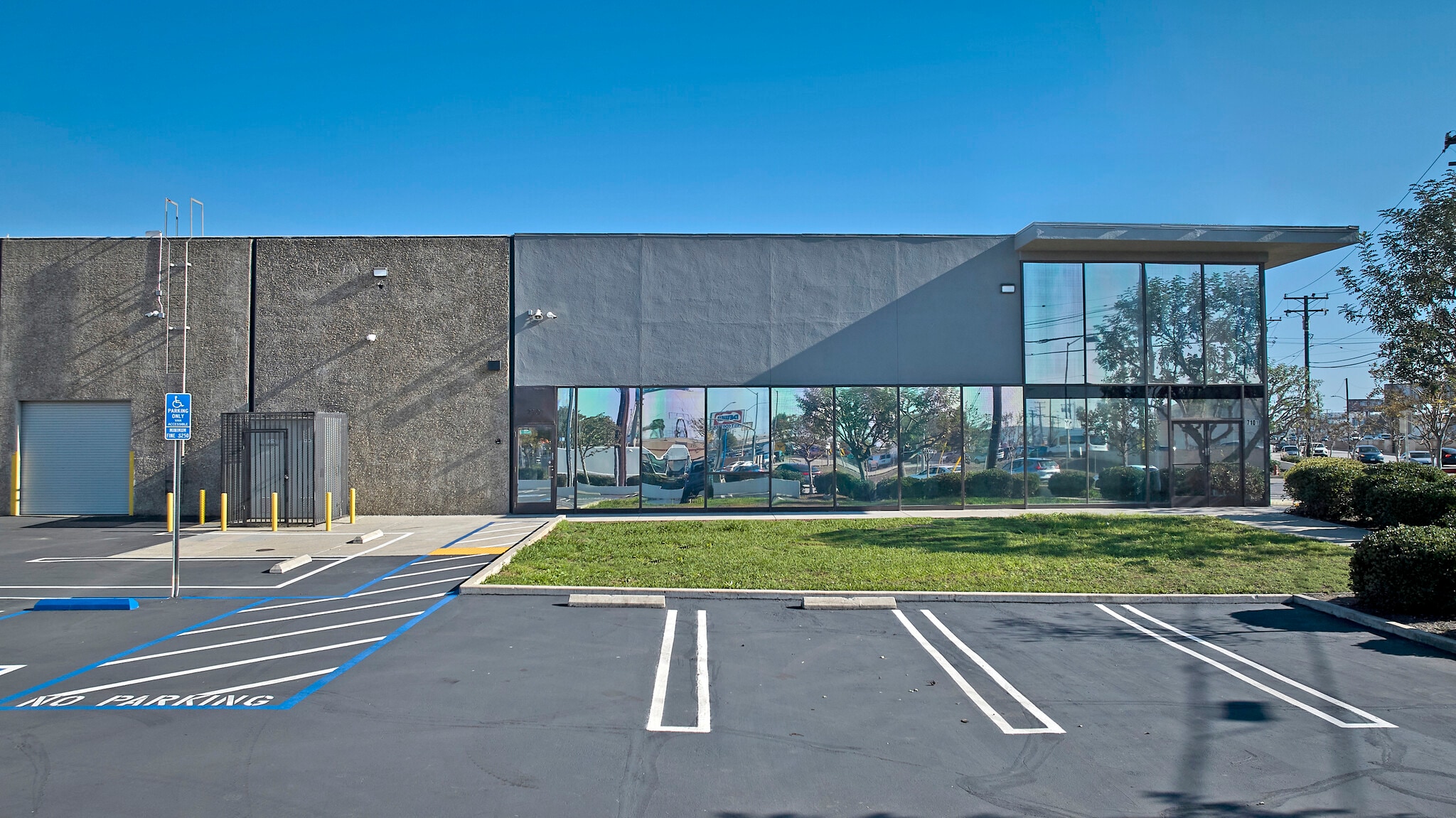 7101 Telegraph Rd, Montebello, CA for lease Primary Photo- Image 1 of 12
