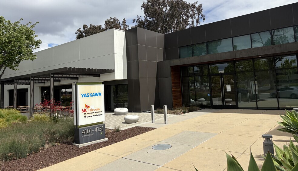 4101-4151 Burton Dr, Santa Clara, CA for lease - Building Photo - Image 1 of 2