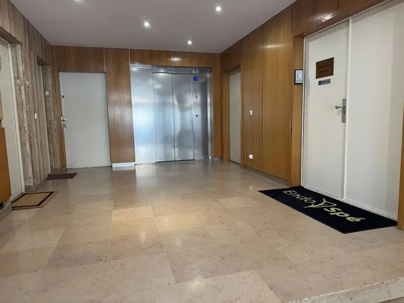 55 Rue De La Fédération, Paris for lease Lobby- Image 1 of 12