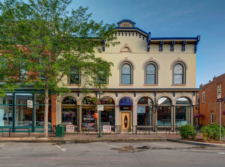 223 Linden St, Fort Collins, CO à louer - Photo du bâtiment - Image 1 de 3