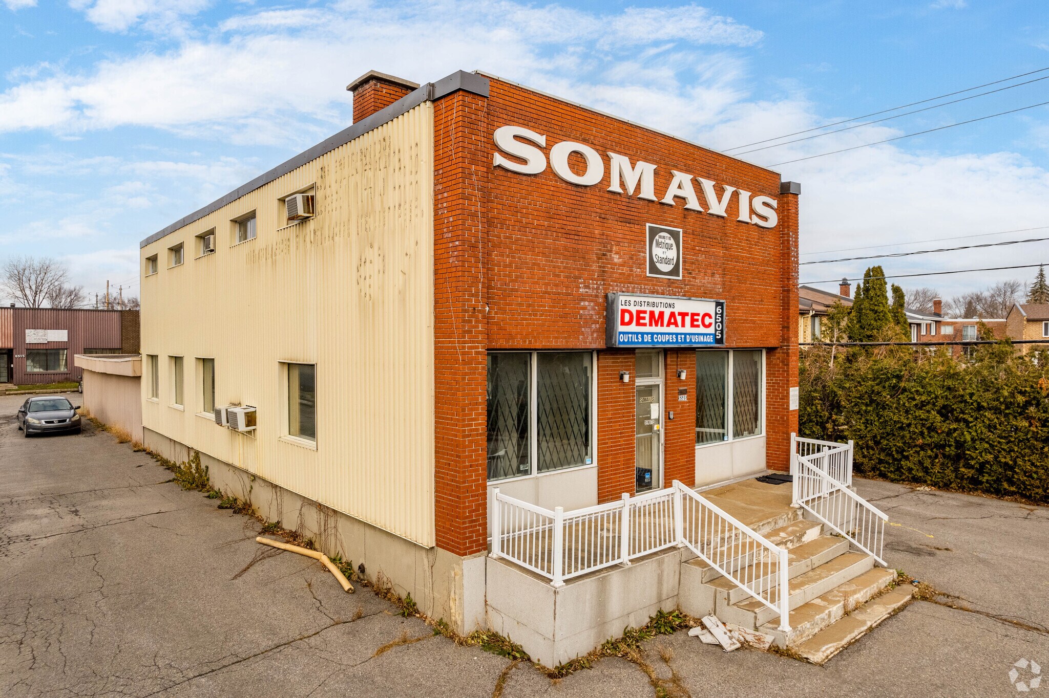 6505 Boul Henri-Bourassa O, Saint-Laurent, QC for sale Building Photo- Image 1 of 1