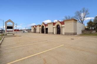 1414 Main St, Keokuk, IA for lease Building Photo- Image 2 of 48