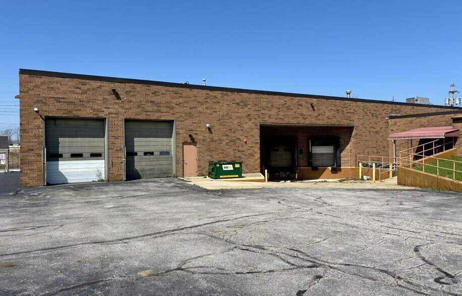1490 E 191st St, Euclid, OH à louer - Photo du bâtiment - Image 3 de 18