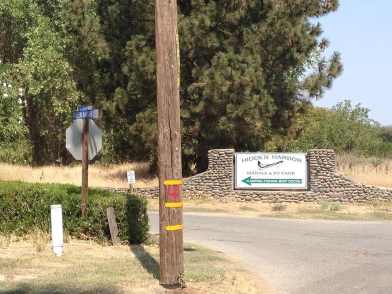 24680 Hidden Harbor Dr, Los Molinos, CA for sale - Primary Photo - Image 1 of 8