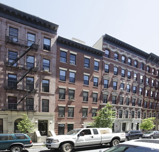 115 W 137th St, New York, NY à vendre - Photo du bâtiment - Image 2 de 3