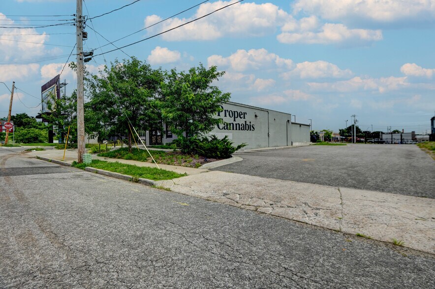 1421 Wabash Ave, Kansas City, MO à vendre - Photo du bâtiment - Image 2 de 6