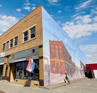 Plus de détails pour 20 E Central St, Springfield, MN - Commerce de détail à vendre