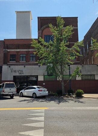 More details for 220 E Commercial St, Springfield, MO - Office for Sale