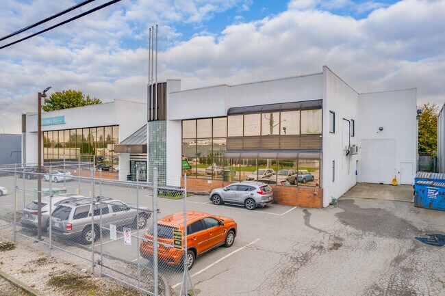 Plus de détails pour 2580 Viscount Way, Richmond, BC - Industriel à vendre