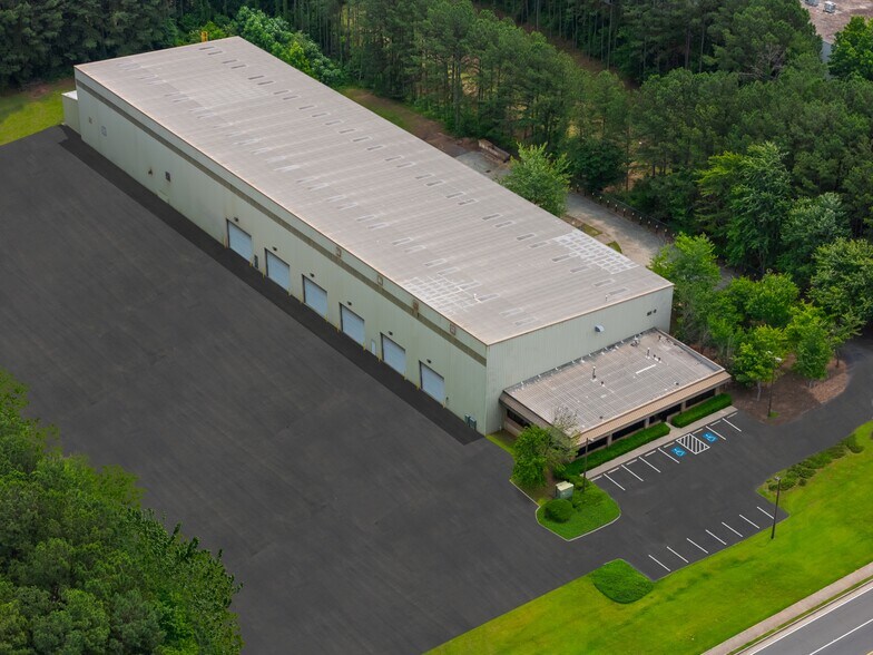 3200 N Berkeley Lake Rd NW, Duluth, GA à louer - Photo du bâtiment - Image 2 de 10