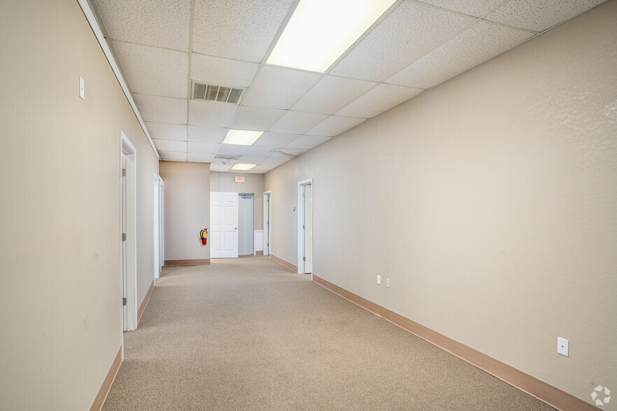 1630 Georgetown Rd, Tilton, IL for lease - Interior Photo - Image 3 of 10