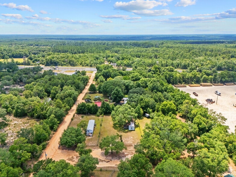 PANAMA CITY / CHIPLEY (MHP) portfolio of 6 properties for sale on LoopNet.ca - Building Photo - Image 1 of 12