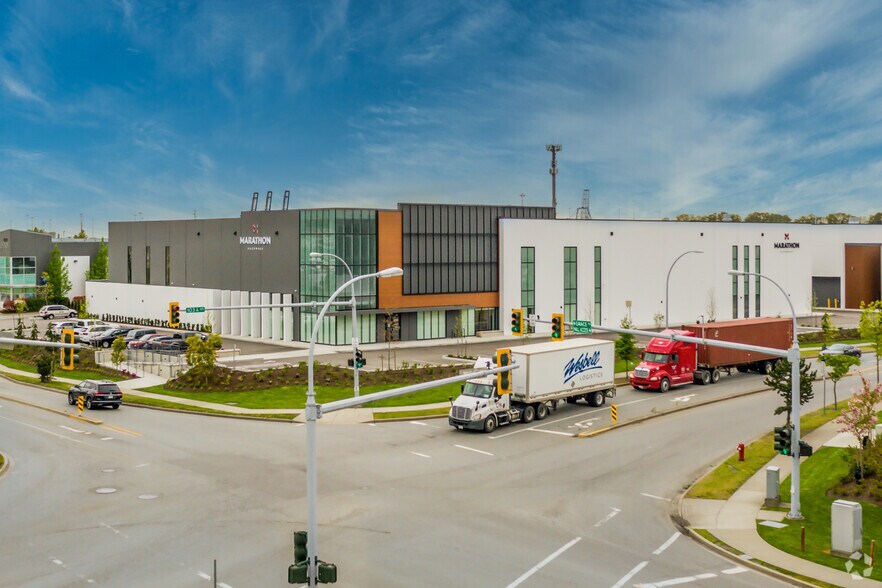 10323 Grace Rd, Surrey, BC à vendre - Photo principale - Image 1 de 1