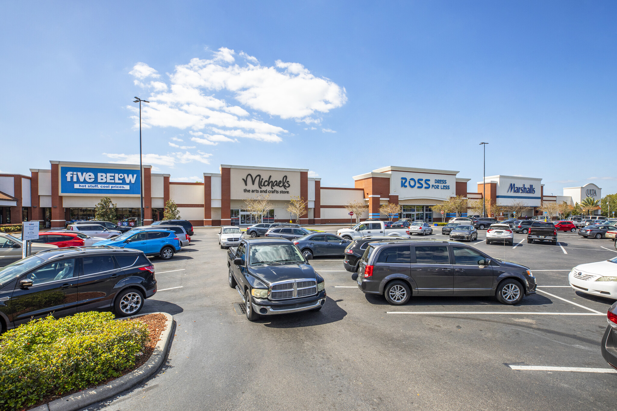 105-240 W Alexander St, Plant City, FL for lease Primary Photo- Image 1 of 10