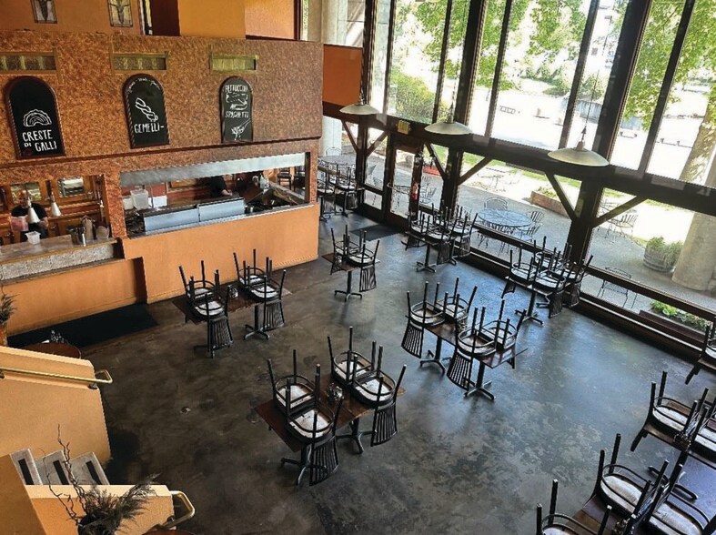 300-390 Liberty St SE, Salem, OR à vendre - Photo du bâtiment - Image 2 de 7