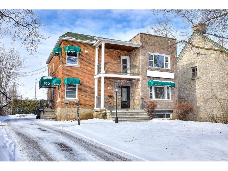 830 Av Sainte-Croix, Saint-Laurent, QC à vendre - Photo du bâtiment - Image 3 de 8
