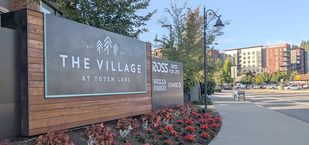 11730 118th Ave NE, Kirkland, WA à louer - Photo du bâtiment - Image 2 de 4