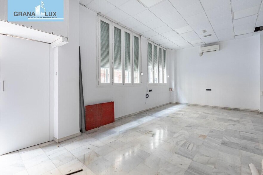 Retail in Granada, Granada for sale - Interior Photo - Image 3 of 18