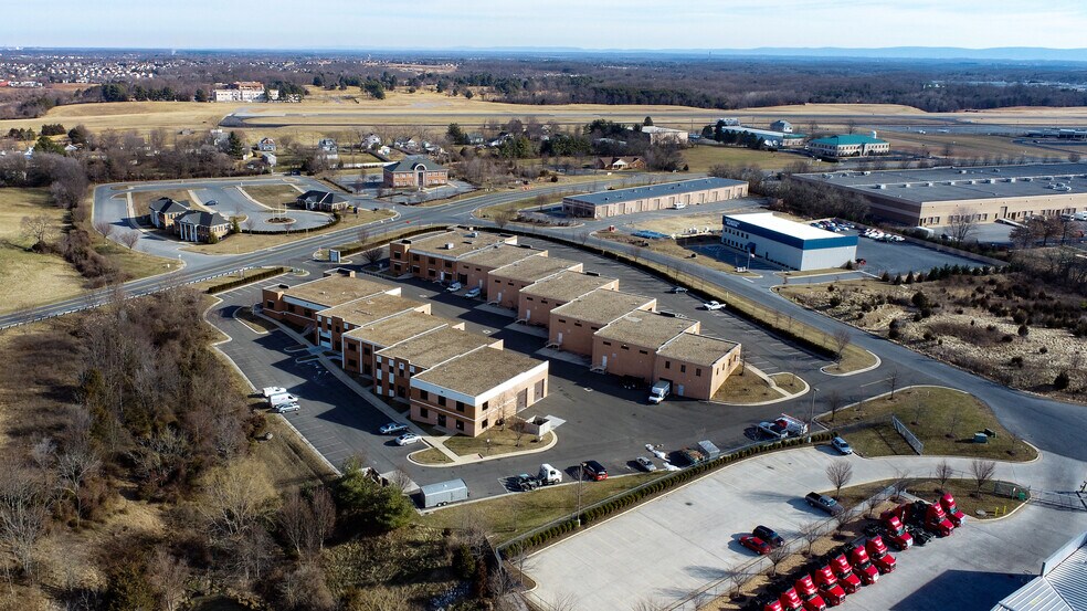 240-252 Airport Rd, Winchester, VA à vendre - Photo du bâtiment - Image 3 de 18