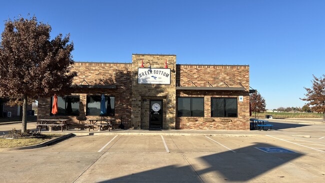 Plus de détails pour 1107 NW 32nd St, Newcastle, OK - Commerce de détail à vendre