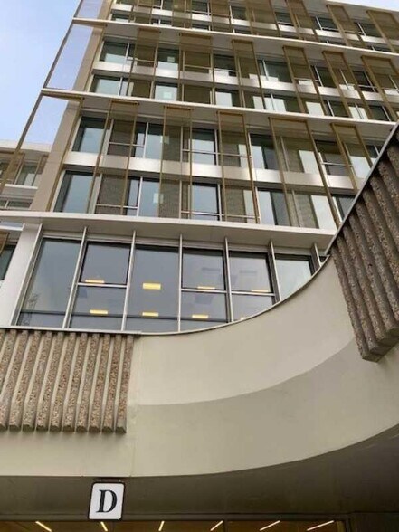 3 Avenue Du Centre, Guyancourt à louer - Photo du bâtiment - Image 3 de 3